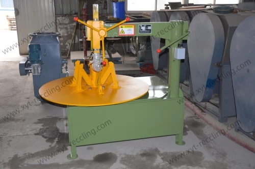 Máy cắt vòng hạt lốp 550-1500mm
